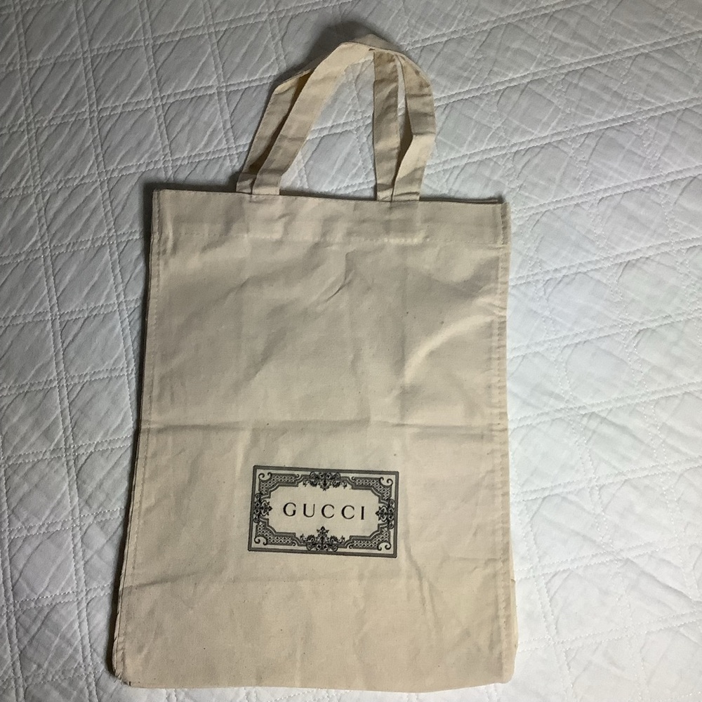 Gucci Cream Canvas Tote with Logo